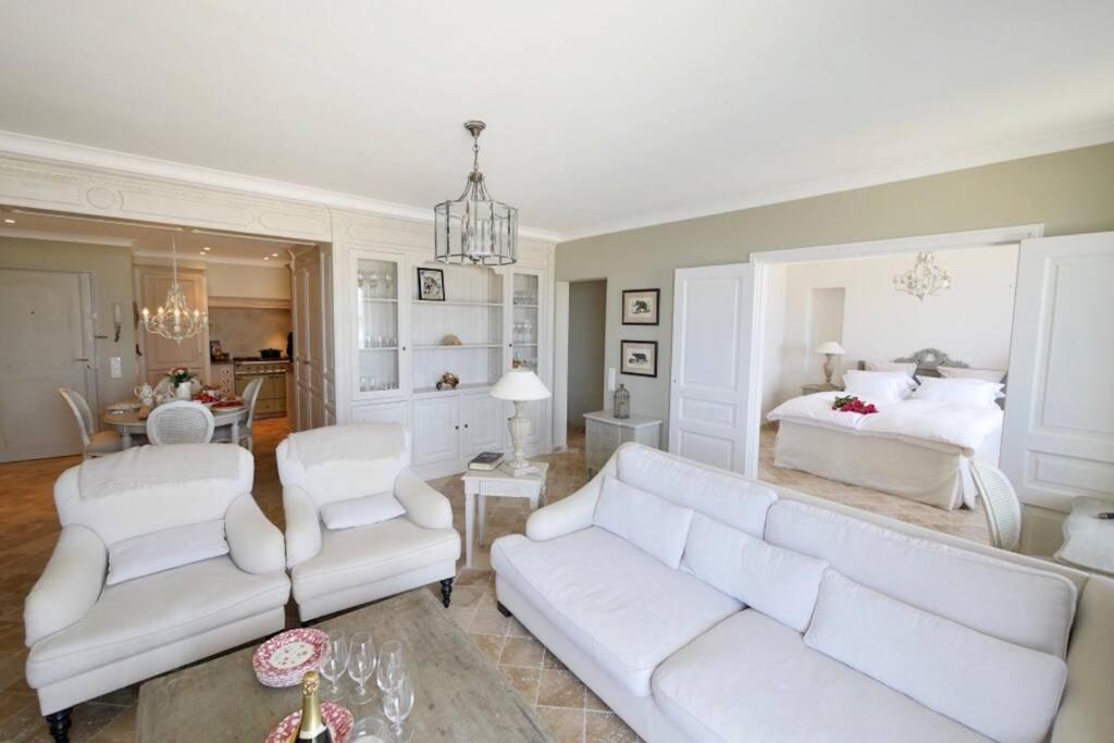 Bord De Mer - Ac, Wifi, Chic, Sea View, Beach 2 Minutes Walk Antibes Extérieur photo